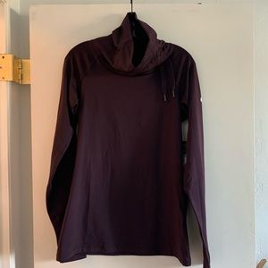 Nike women’s hyper warm turtleneck